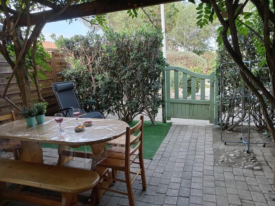 Jolie Maisonnette Dans Residence Calme Avec Piscine Le Barcarès Εξωτερικό φωτογραφία